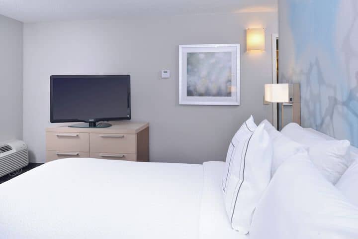 Room 7 of 35