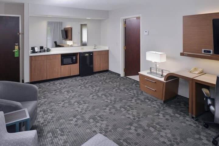 Room 12 of 35